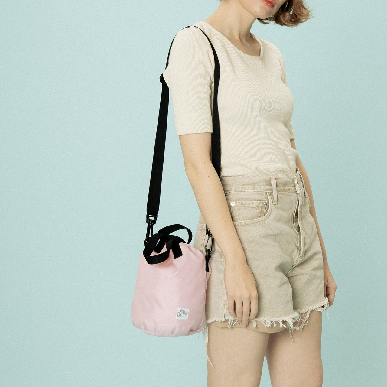 DRAWSTRING POUCH PASTEL