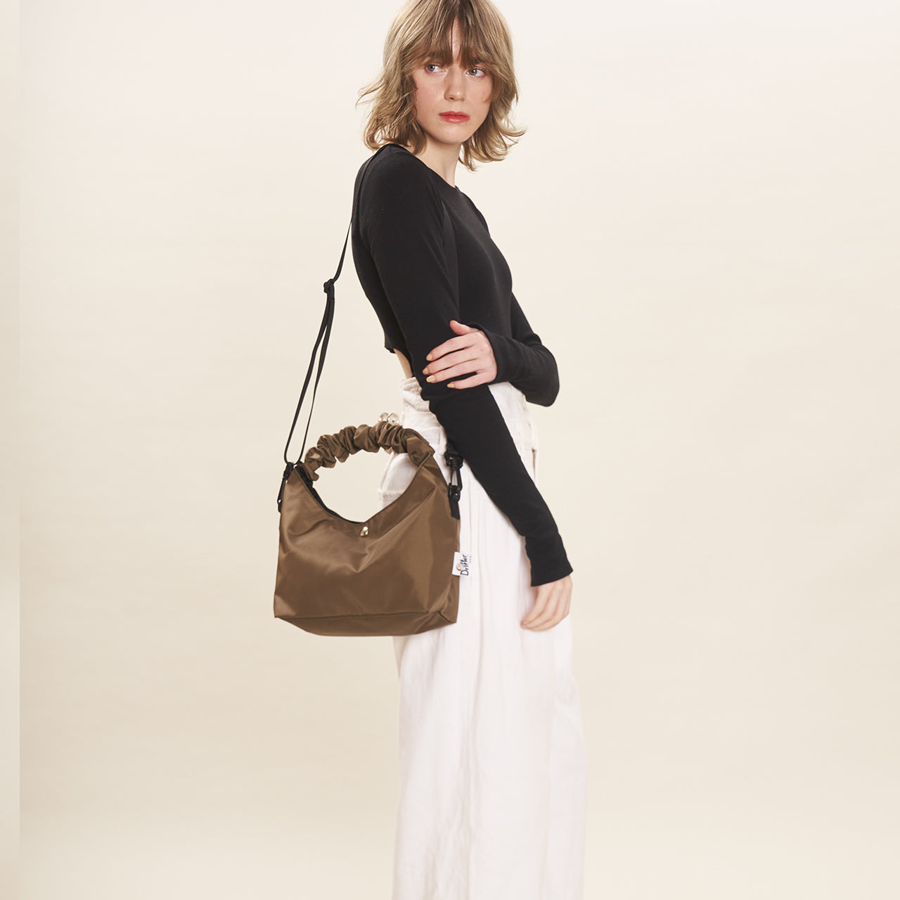 GATHER HANDLE BAG