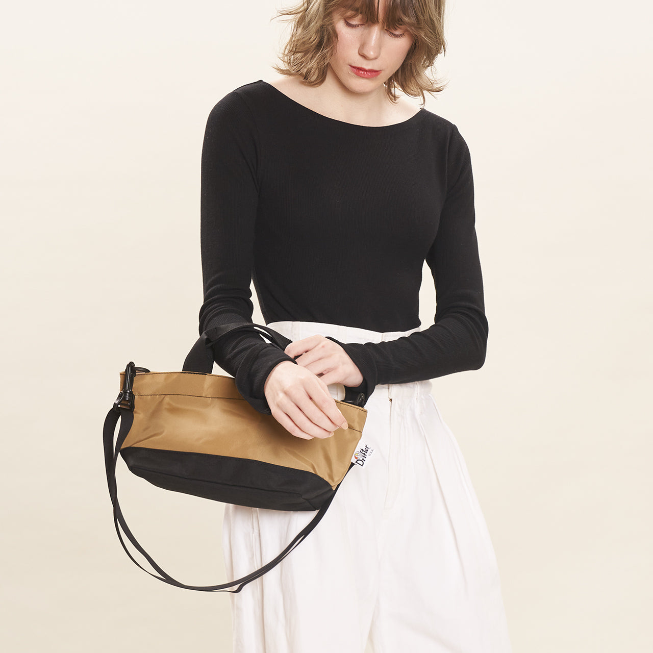 WIDE TOTE