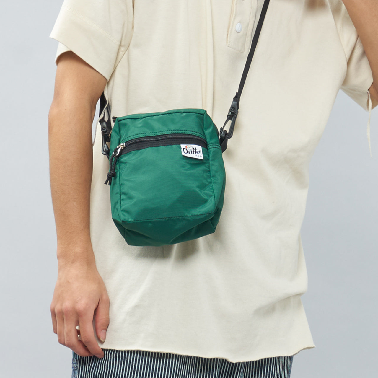 WALK POCKET