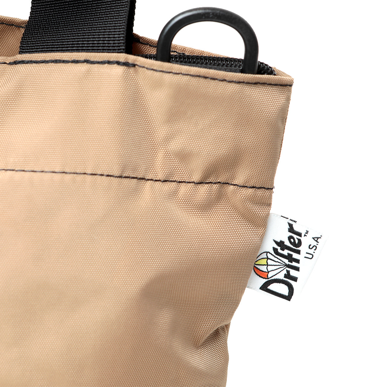 DAILY TOTE