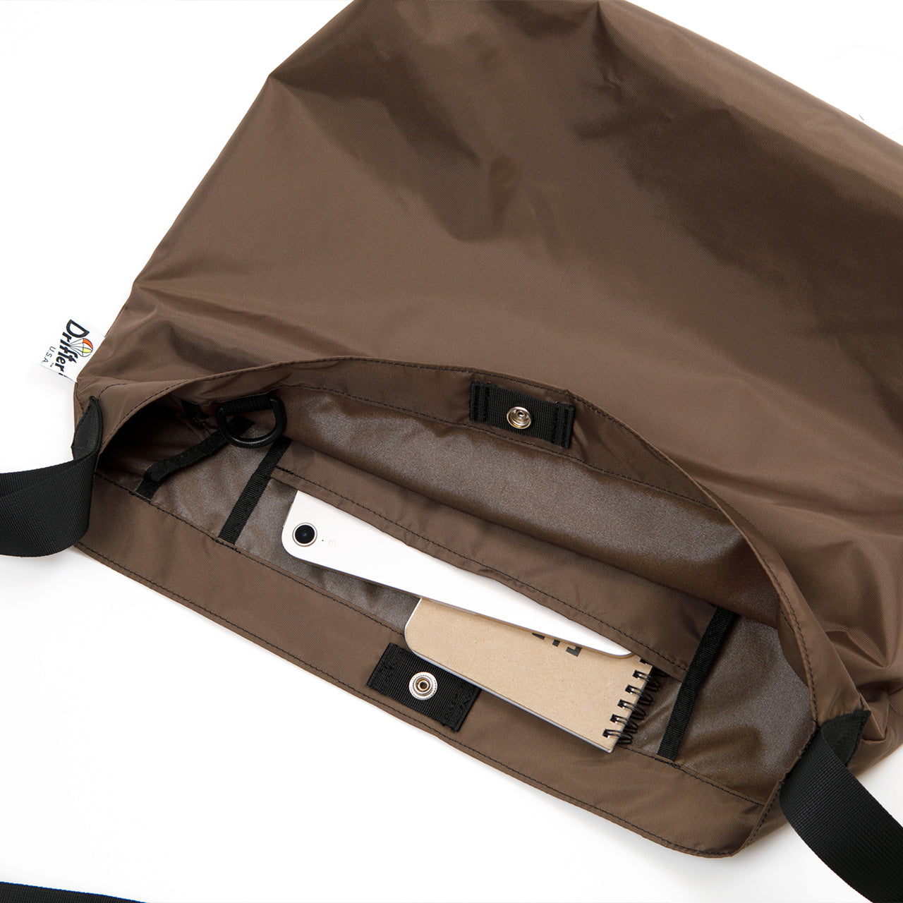 PLAIN SHOULDER BAG