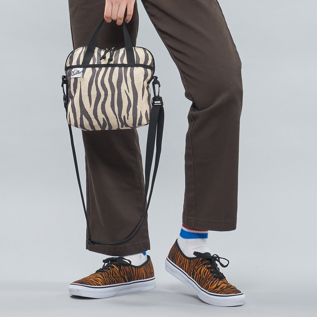 ROUND SHOULDER BAG S