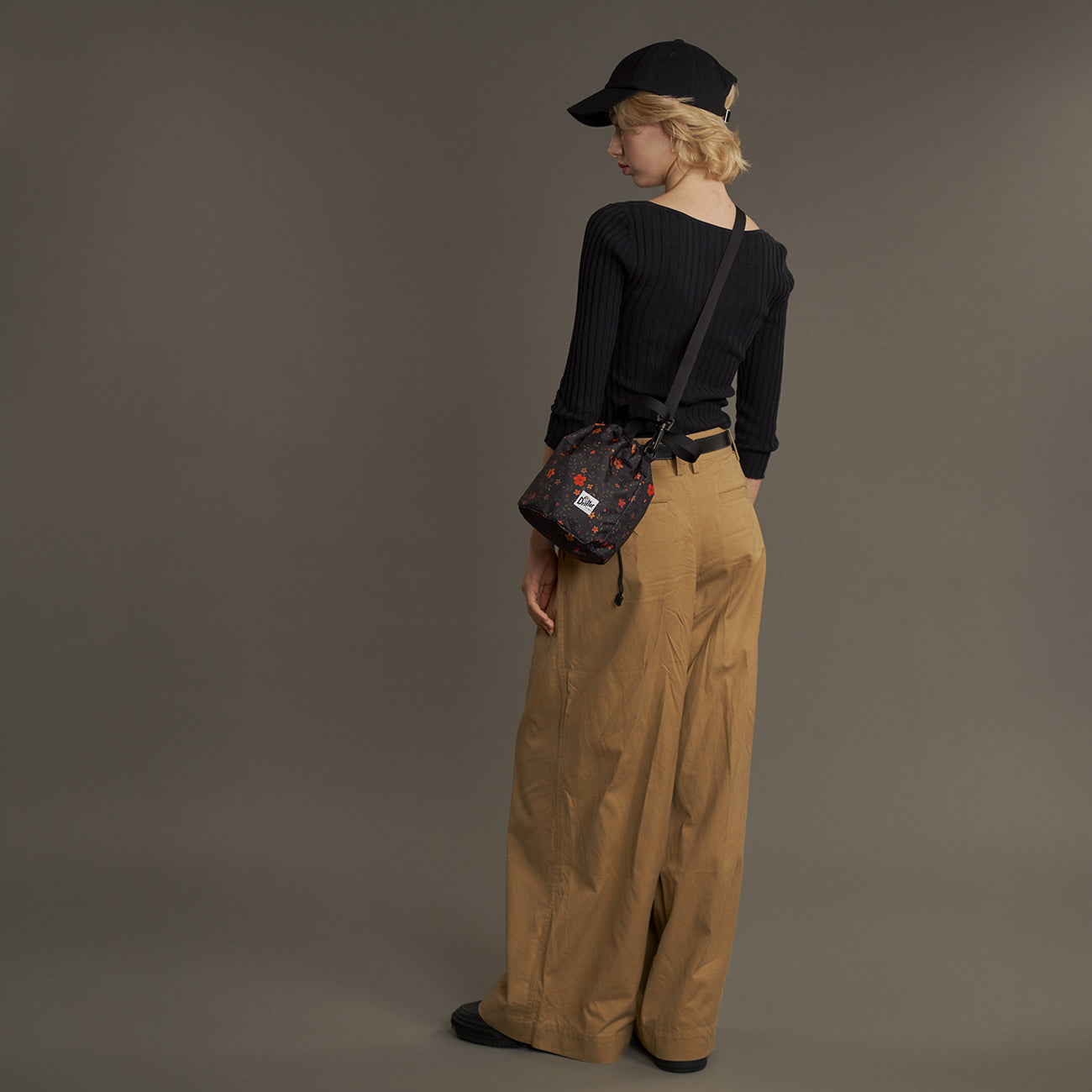 DRAWSTRING POUCH