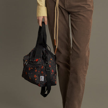 HANDLE POCKET TOTE