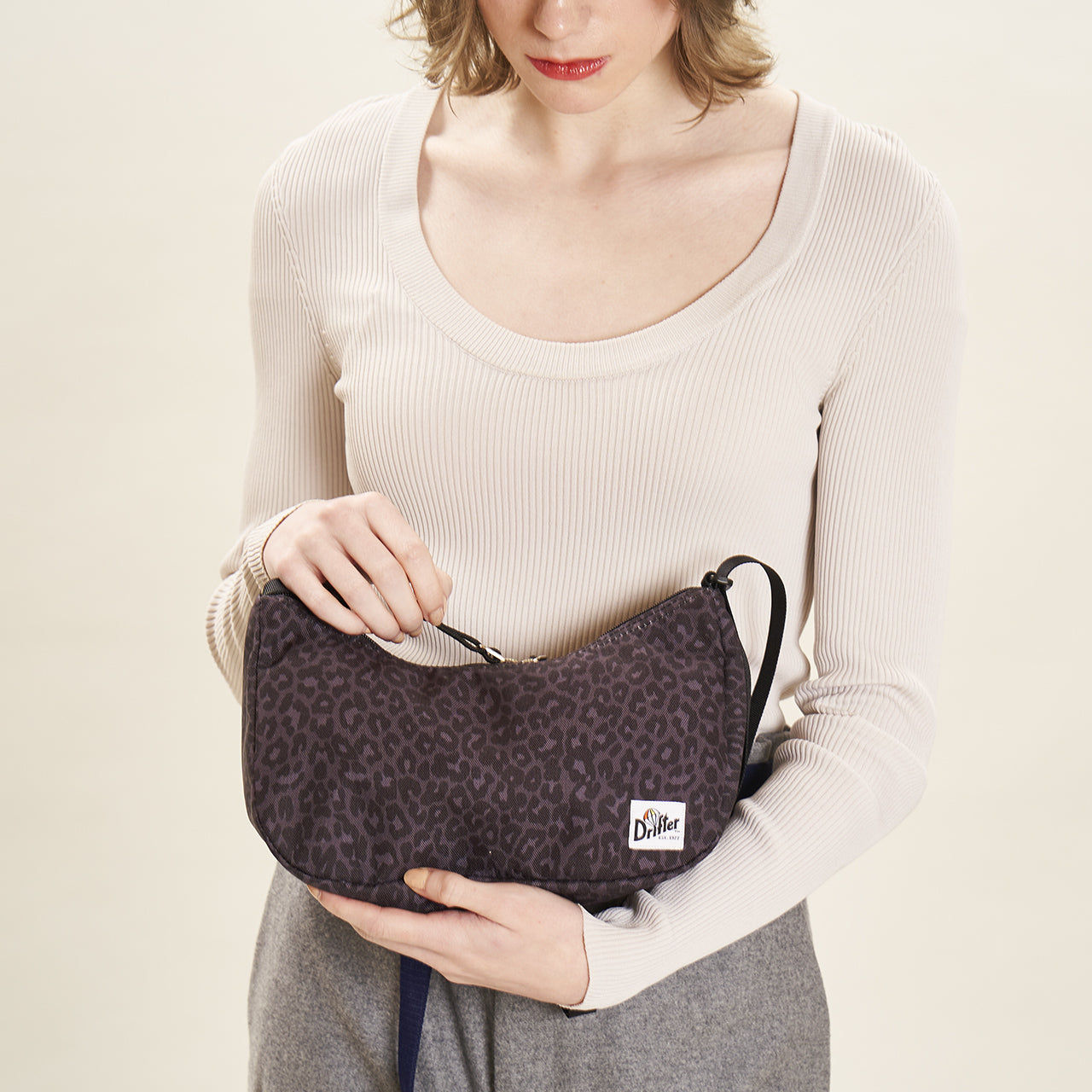MINI SHOULDER BAG